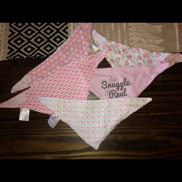 🌼Bib Bundle - Picture 2 of 2